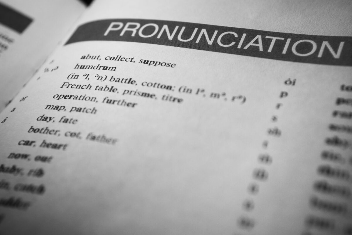 méta améliore traduction six langues couverture