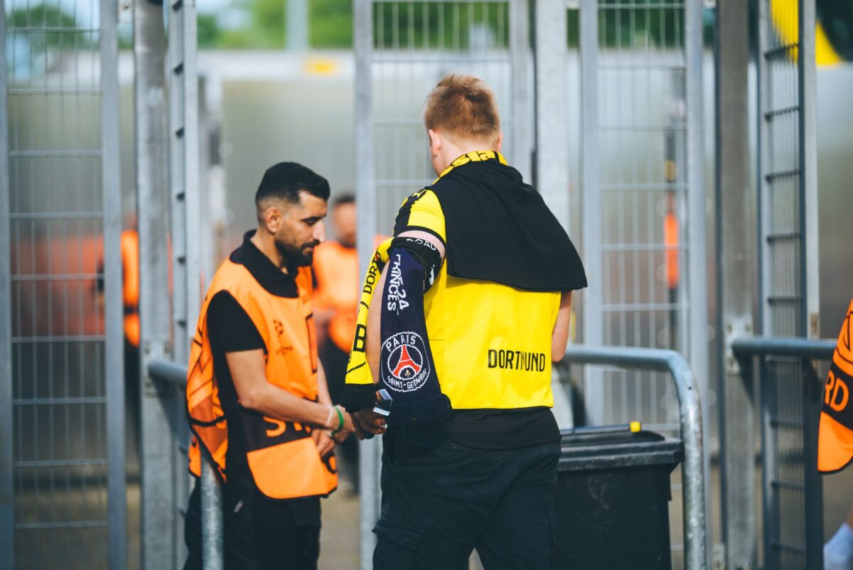psg fc barcelone eric garcía indisponible